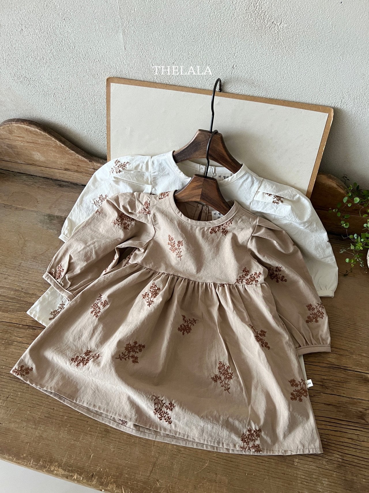 [PRE-ORDER] Jin Embroidery Dress (Mom Couple)