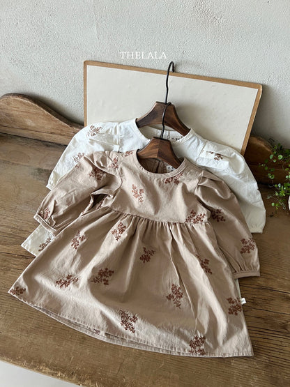 [PRE-ORDER] Jin Embroidery Dress (Mom Couple)