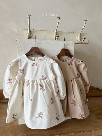 [PRE-ORDER] Jin Embroidery Dress (Mom Couple)