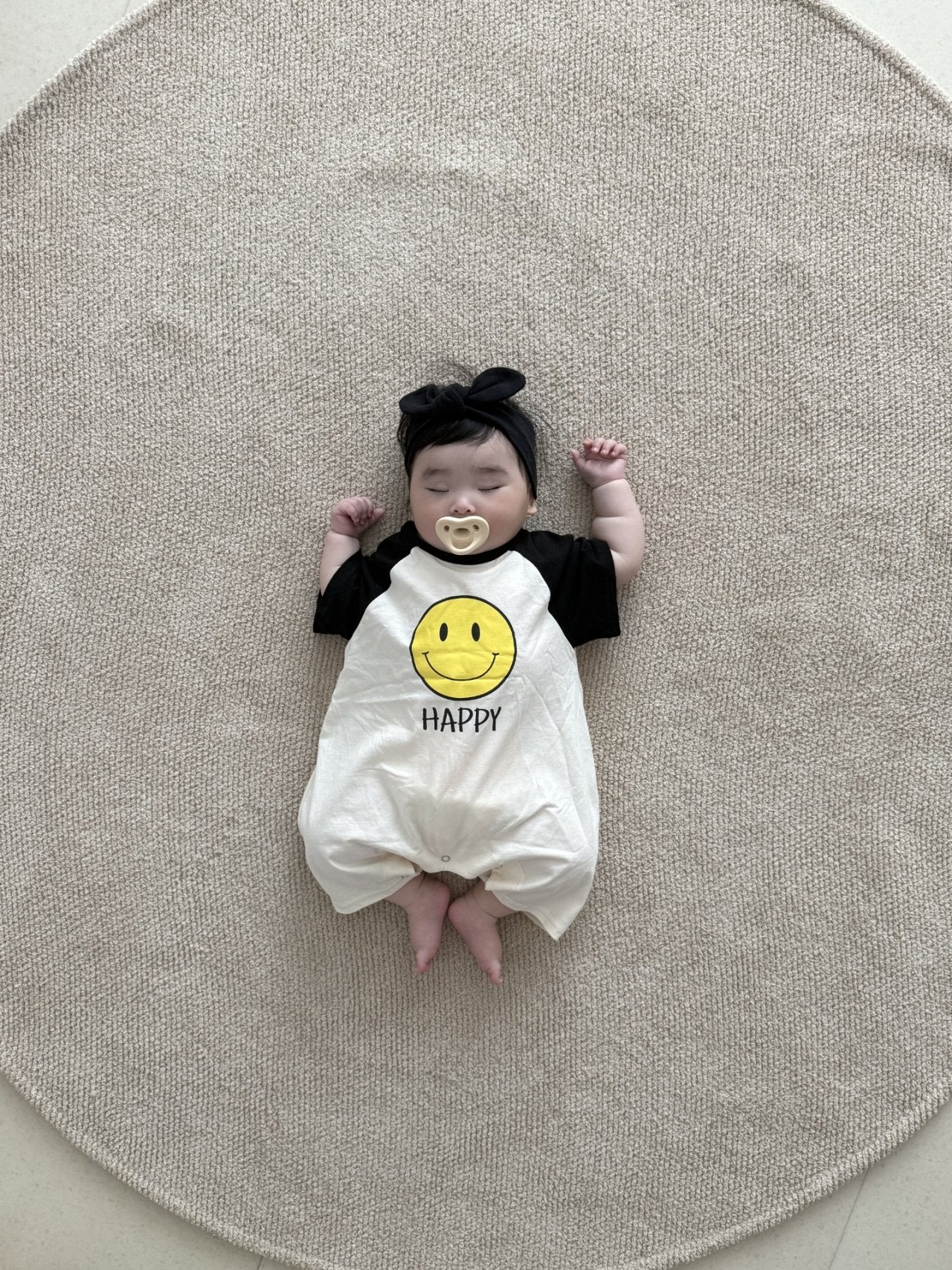 [PRE-ORDER] Smile Body Suit