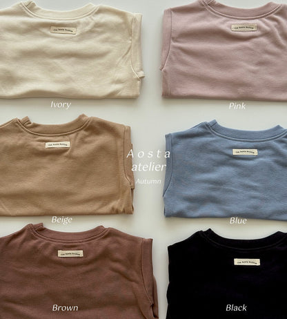 [PRE-ORDER] Essential T-Shirts