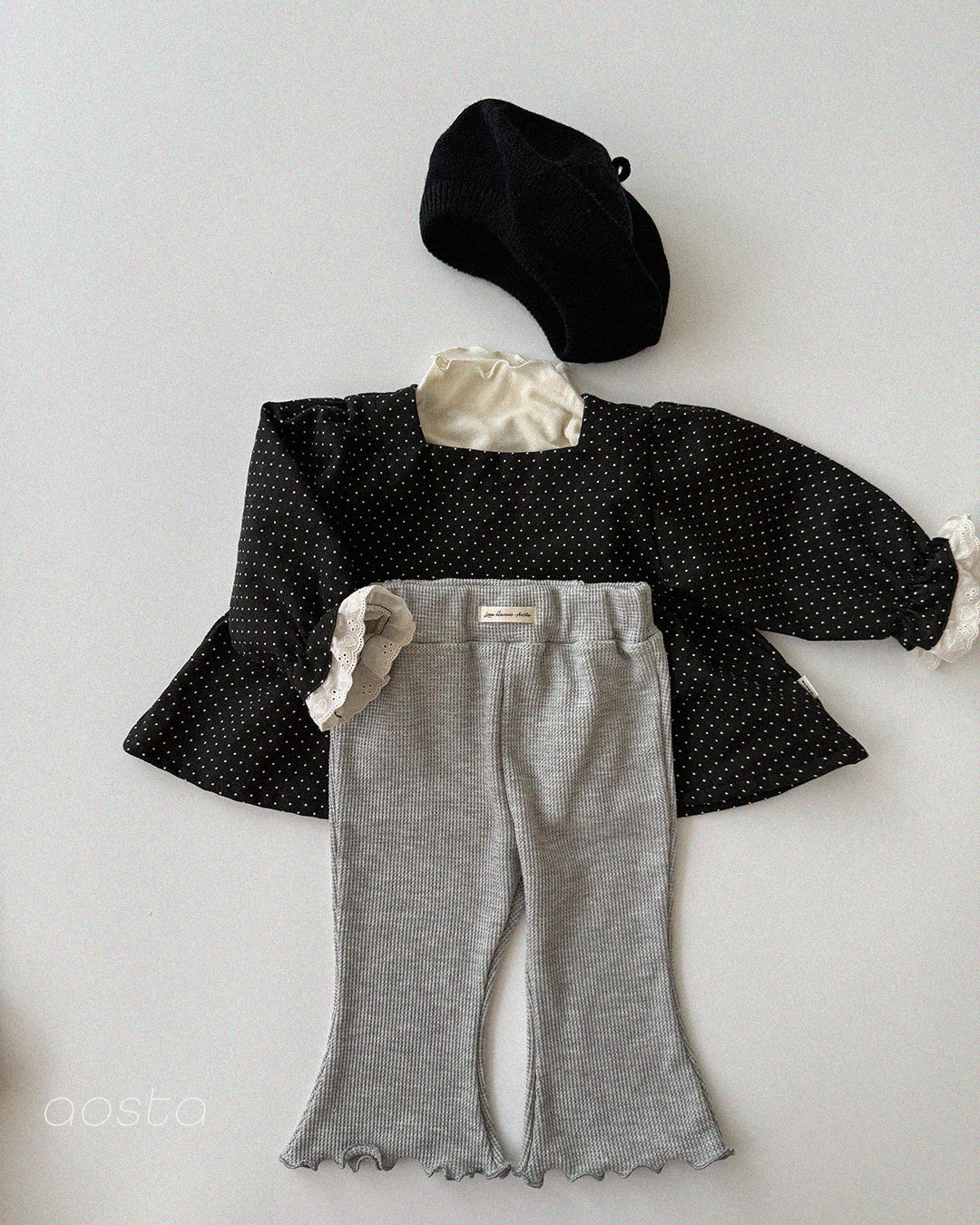 [PRE-ORDER] Milk Dot Blouse