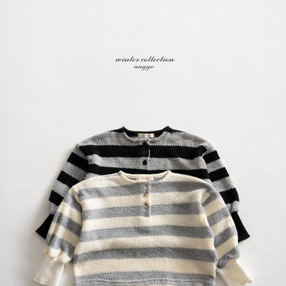 [PRE-ORDER] Pretzel Sweatshirts