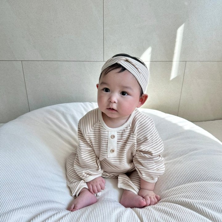 [PRE-ORDER] Button Body Suit + Hair Band Set