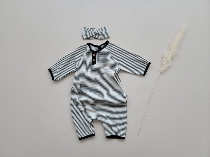 [PRE-ORDER] Button Body Suit + Hair Band Set