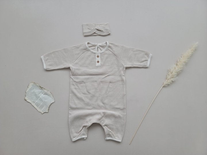 [PRE-ORDER] Button Body Suit + Hair Band Set