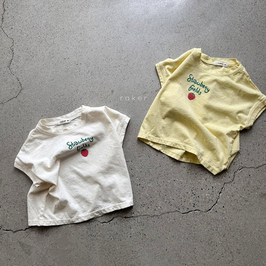 [PRE-ORDER] Strawberry T-Shirts