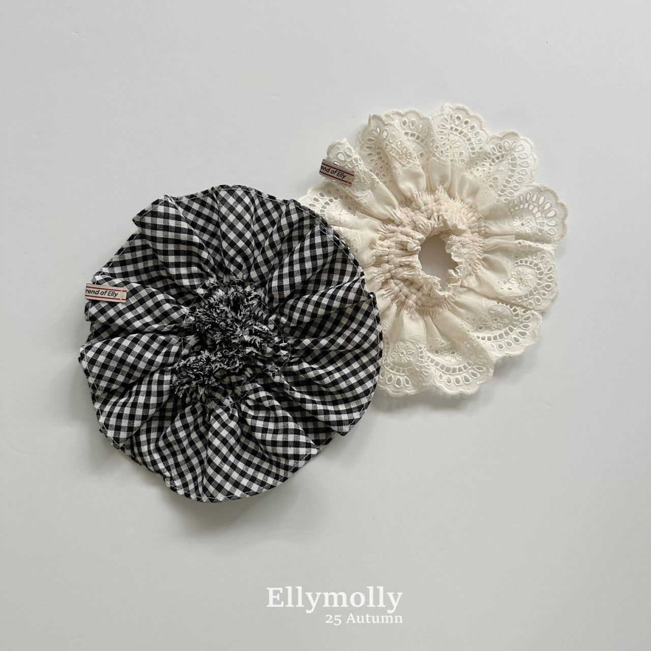 [PRE-ORDER] Flower Scrunchie