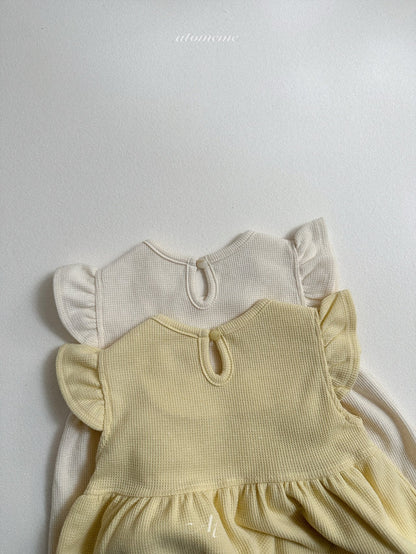 [PRE-ORDER] Ribbed Waffle T-Shirts
