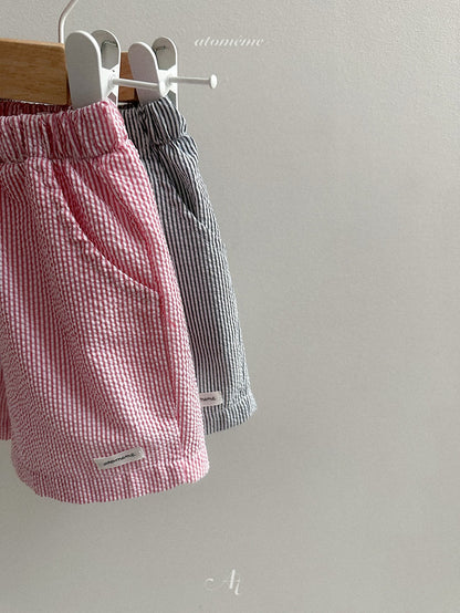 [PRE-ORDER] Cliff Stripe Shorts