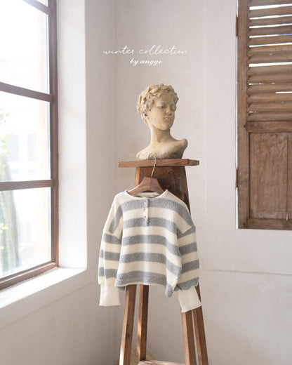 [PRE-ORDER] Pretzel Sweatshirts