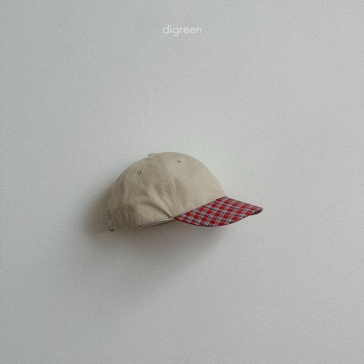 [PRE-ORDER] Under Check Ball Cap