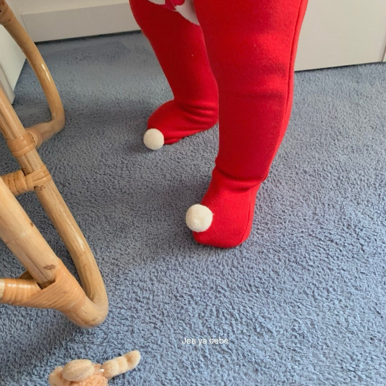 [PRE-ORDER] Santa Foot Leggings