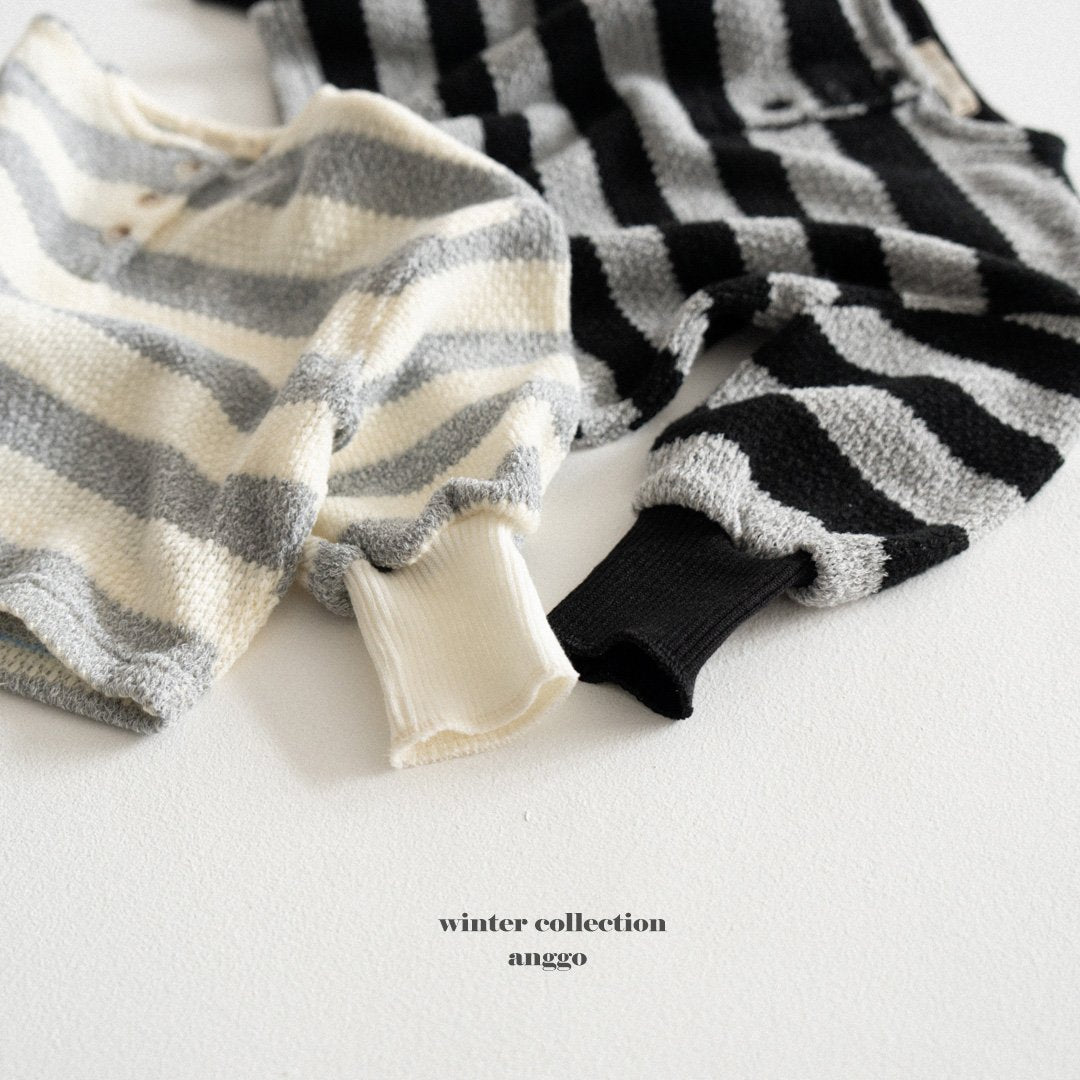 [PRE-ORDER] Pretzel Sweatshirts