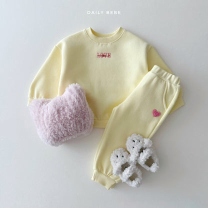 [PRE-ORDER] Love Top Bottom Set