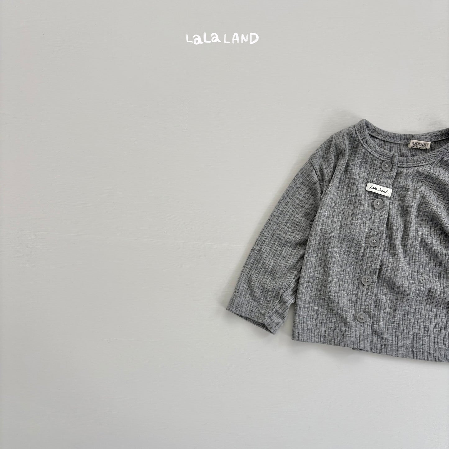[PRE-ORDER] Lightly Ribbed Cardigan