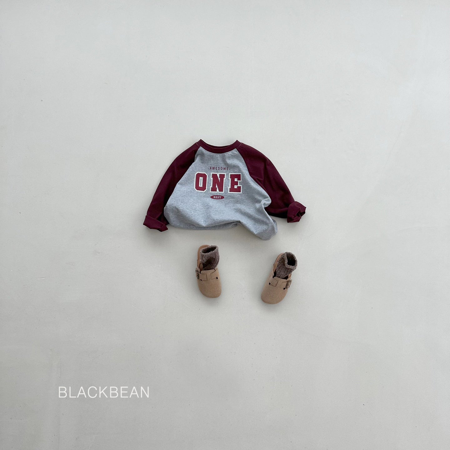 [PRE-ORDER] One Raglan T-Shirts