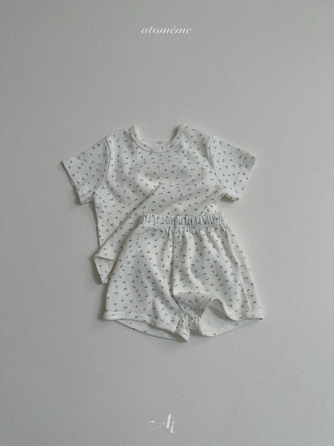 [PRE-ORDER] Elia T-Shirts
