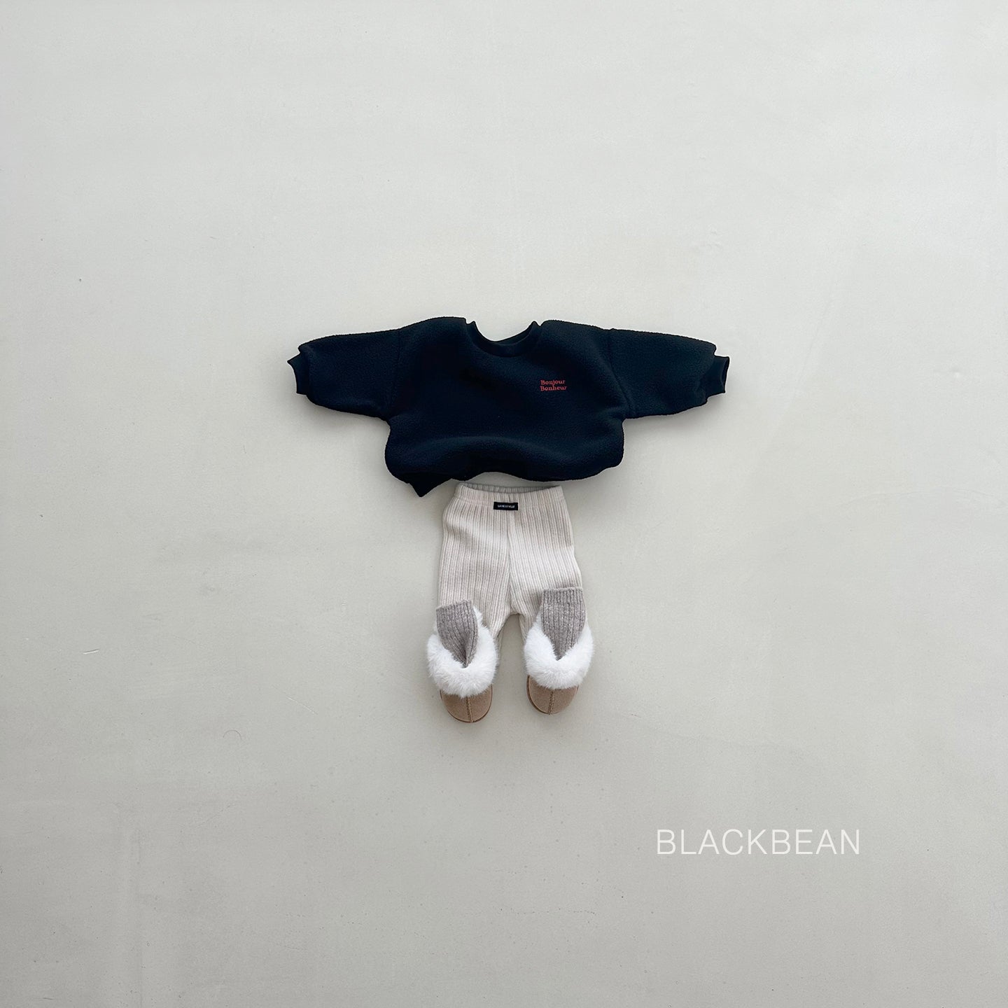 [PRE-ORDER] Winter Sweatshirts