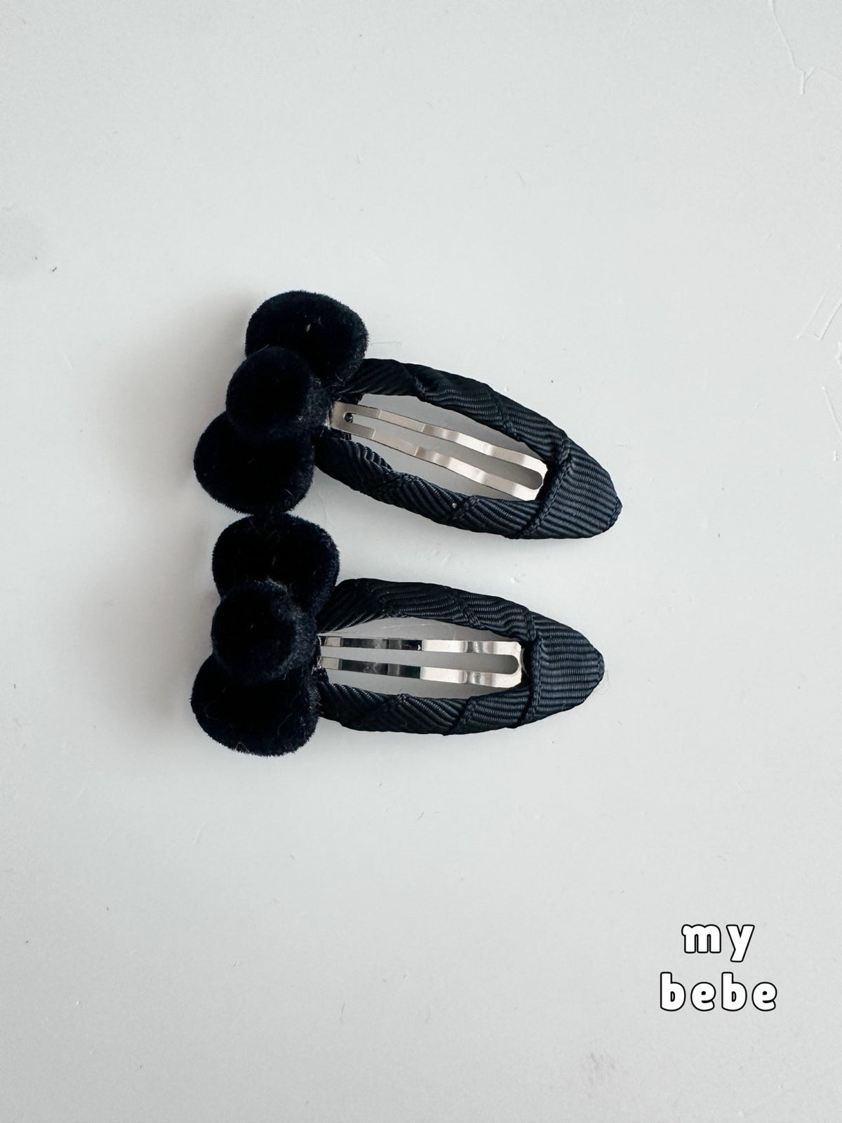 [PRE-ORDER] Cute Velvet Ribbed Hair Pin Set