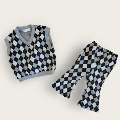 [PRE-ORDER] Mix Argyle Vest Bottom Set