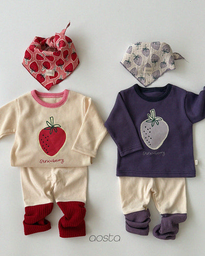 [PRE-ORDER] Strawberry T-Shirts