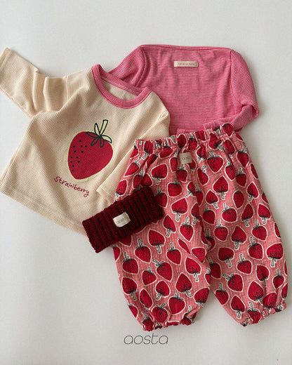 [PRE-ORDER] Strawberry T-Shirts