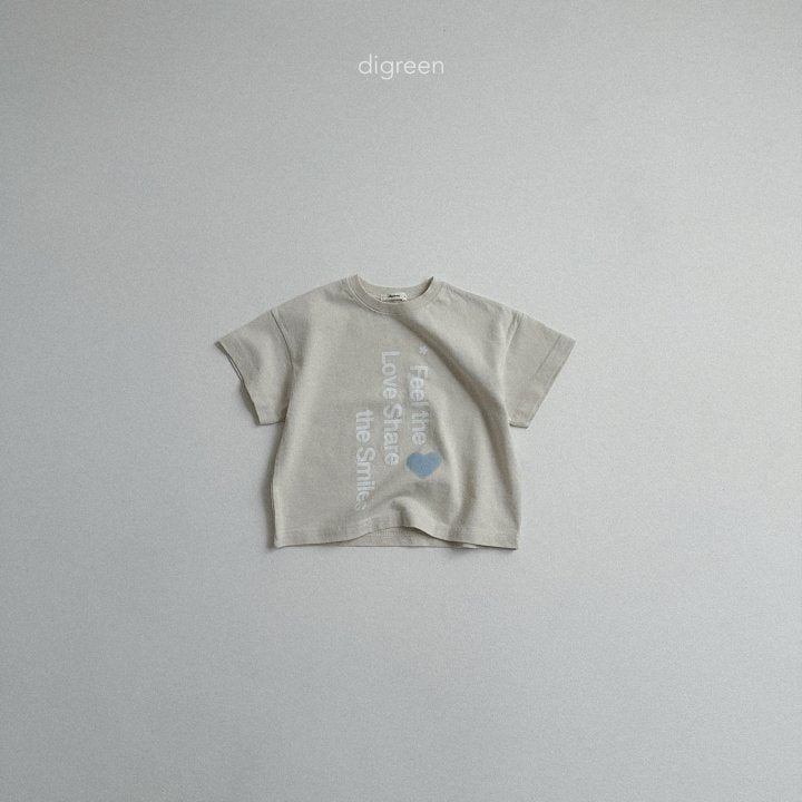 [PRE-ORDER] Love Share T-Shirts