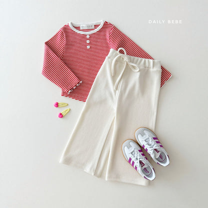 [PRE-ORDER] Stripe Button T-Shirts