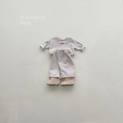 [PRE-ORDER] River Baby Top Bottom Set