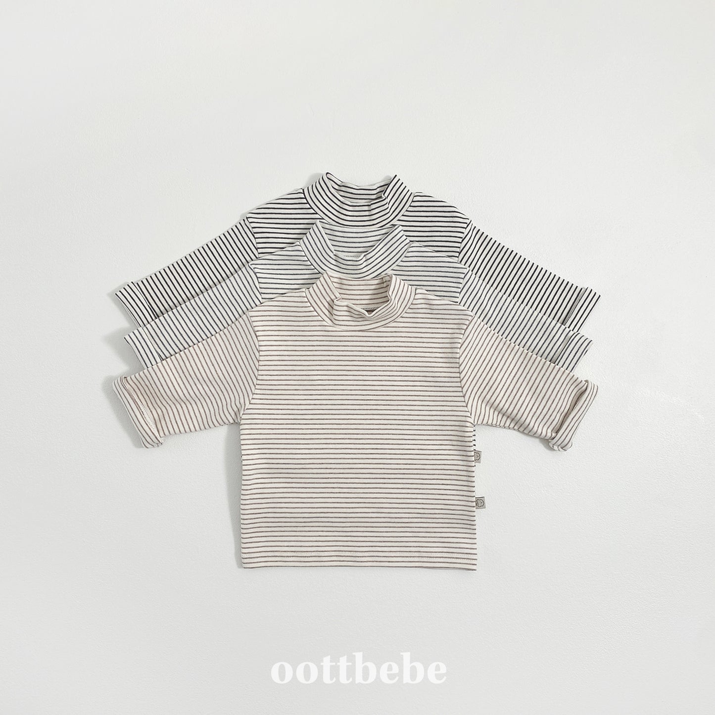 [PRE-ORDER] Winter 1+1 T-Shirts