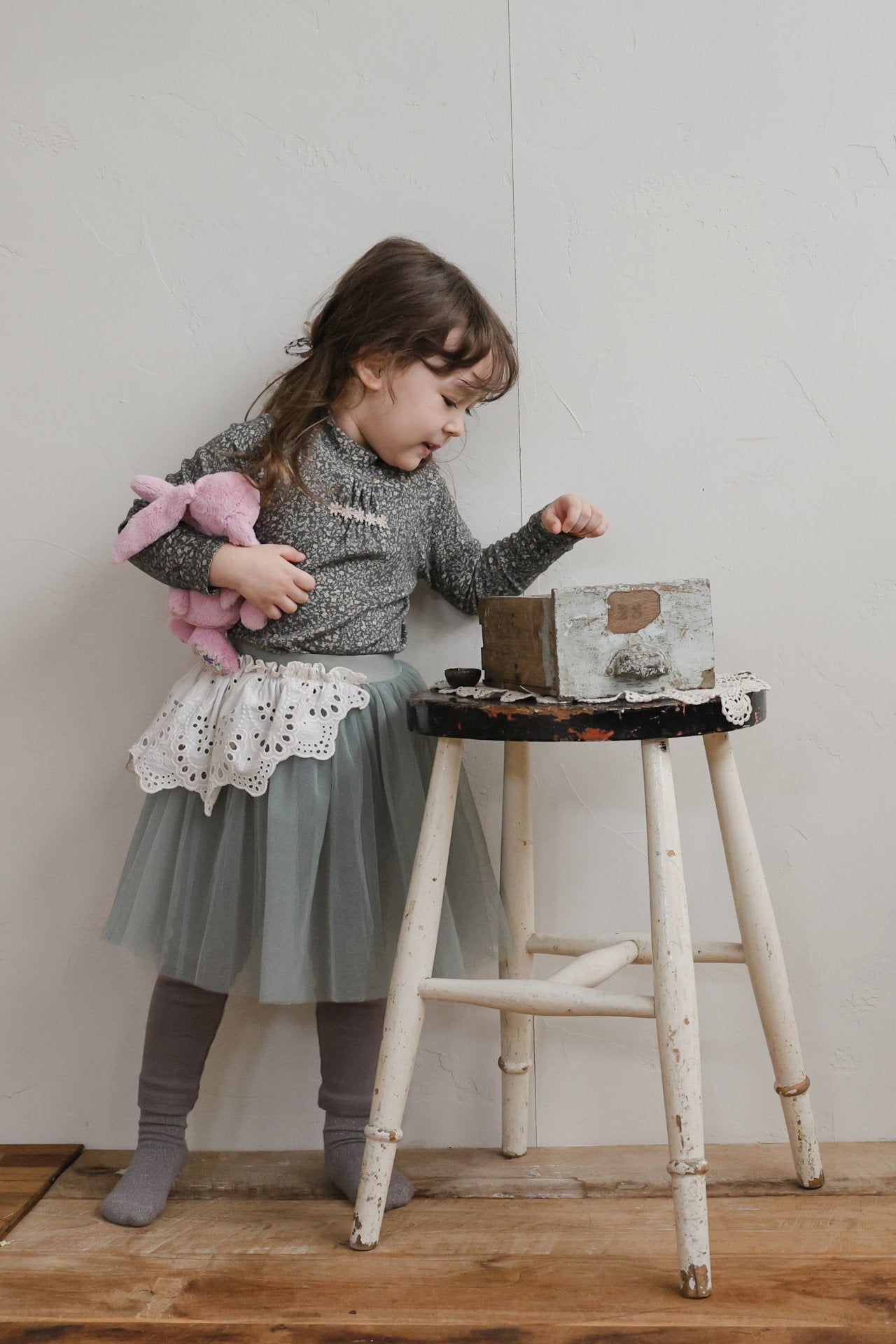 [PRE-ORDER] Madeleine T-Shirts