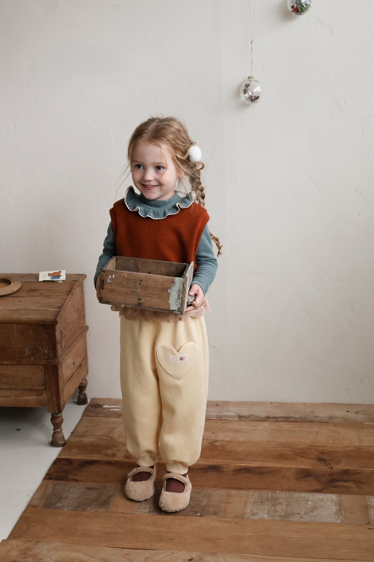 [PRE-ORDER] Allen Knit Vest