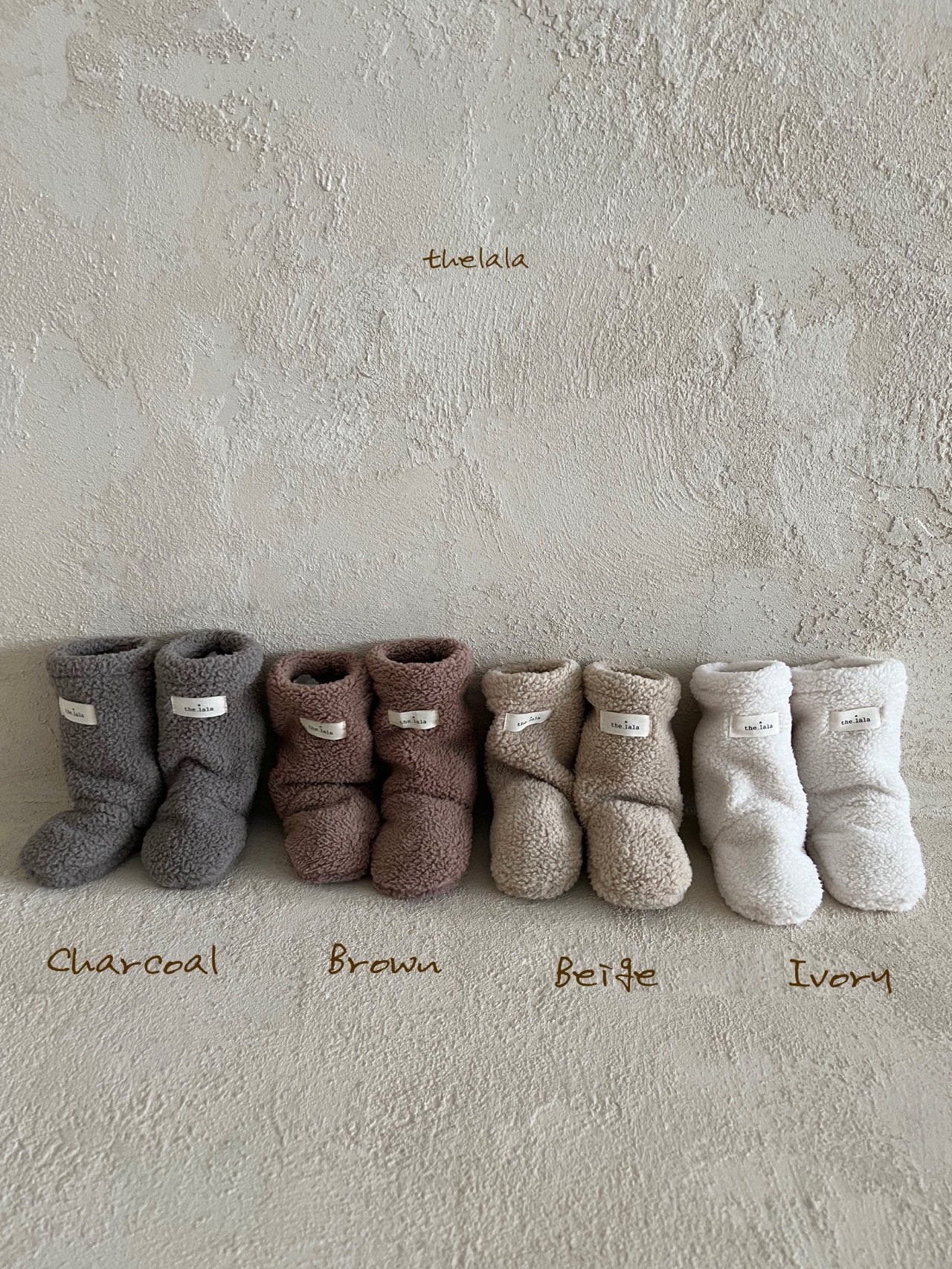 [PRE-ORDER] Fluffy Foot Warmer