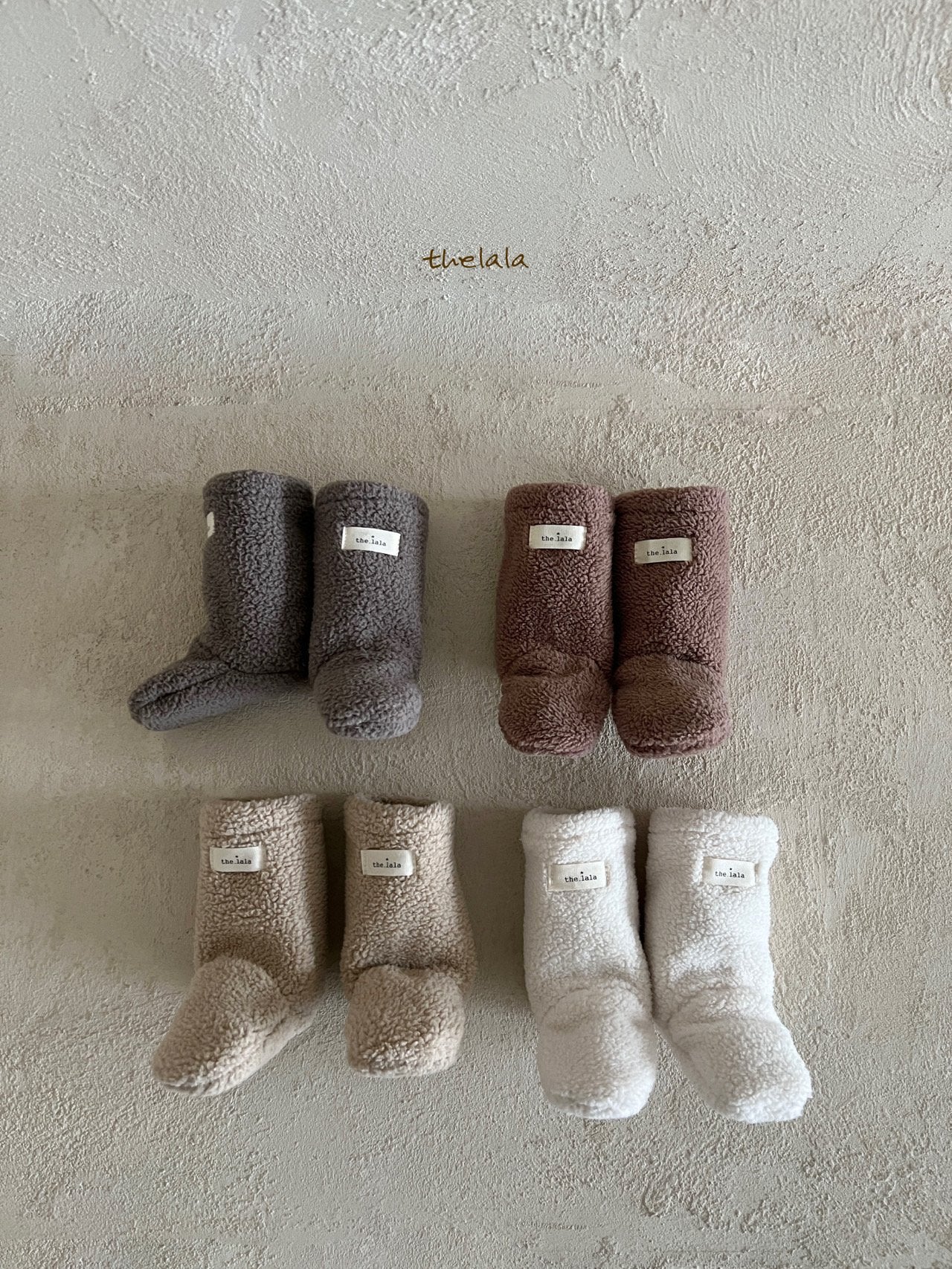 [PRE-ORDER] Fluffy Foot Warmer