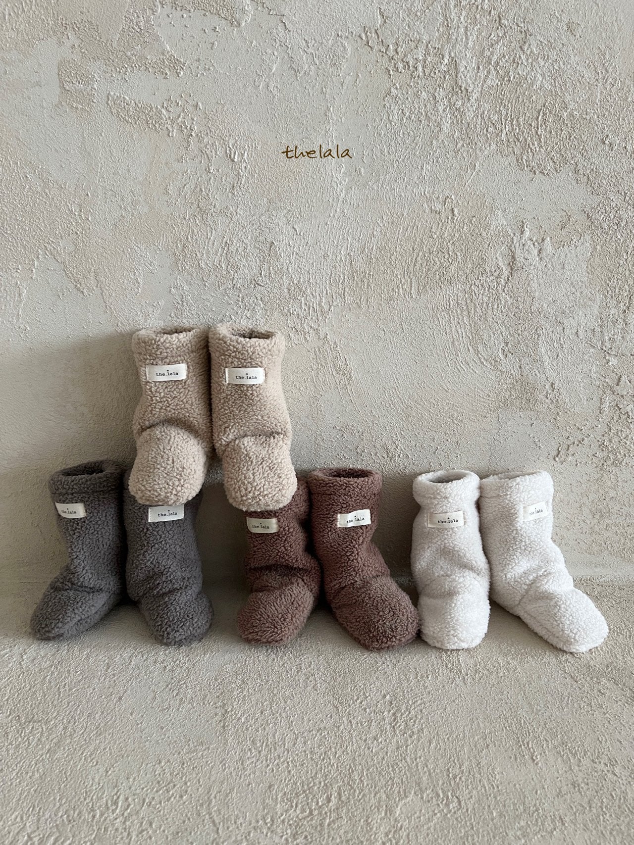 [PRE-ORDER] Fluffy Foot Warmer