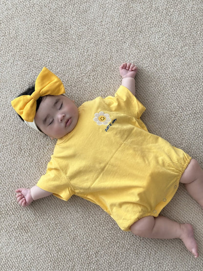 [PRE-ORDER] Happy Daisy Body Suit