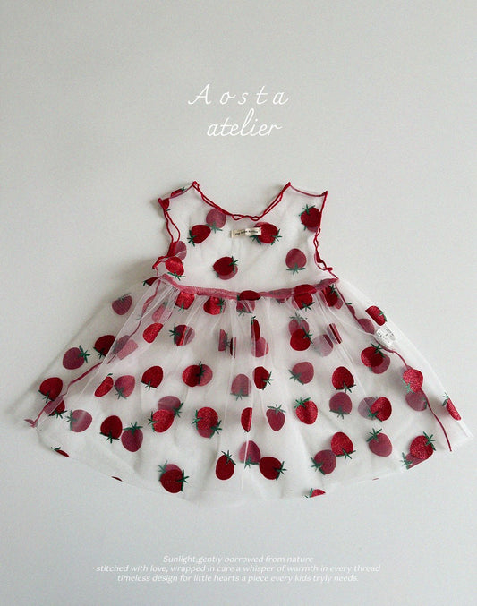 [PRE-ORDER] Lace Strawberry Dress