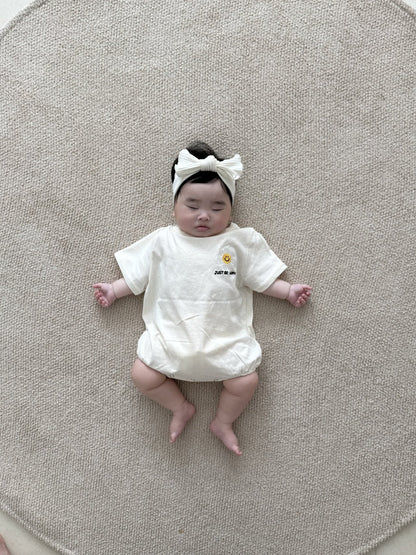 [PRE-ORDER] Happy Daisy Body Suit