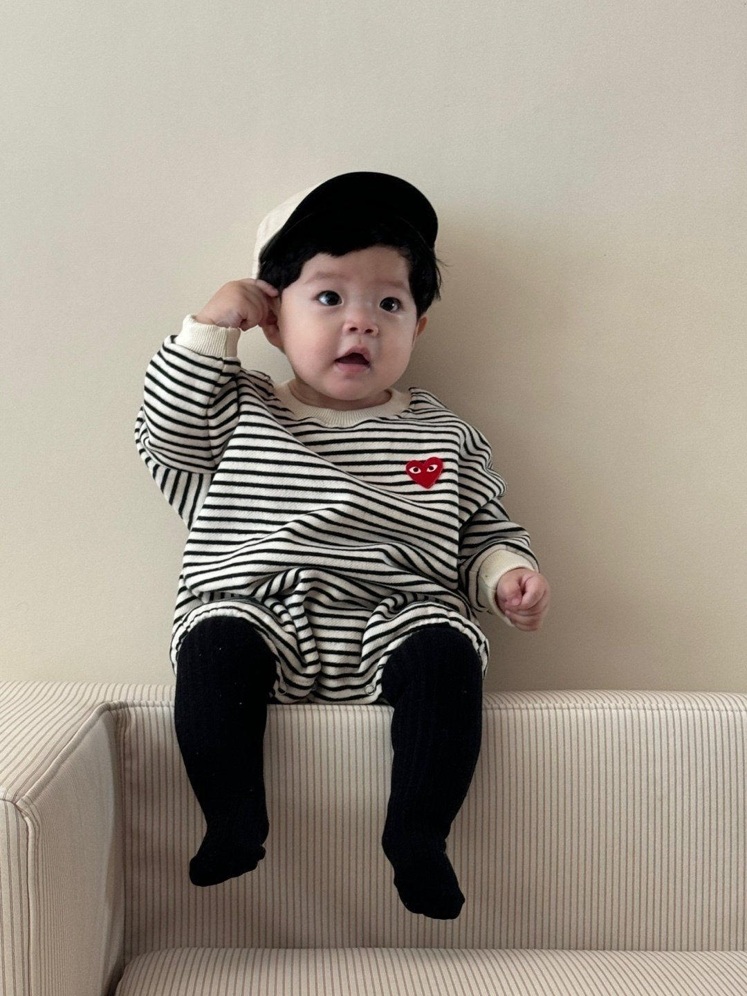 [PRE-ORDER] Cozy Heart Body Suit