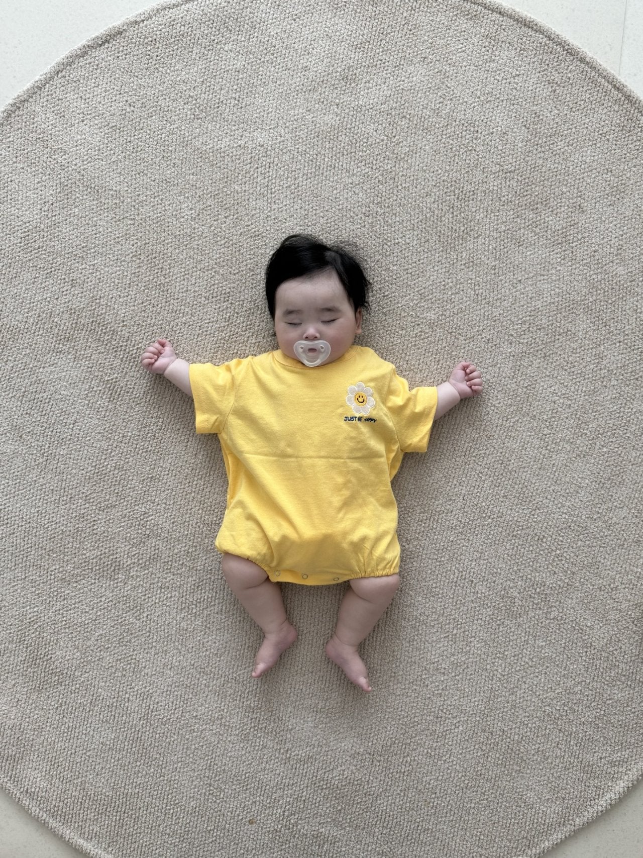 [PRE-ORDER] Happy Daisy Body Suit