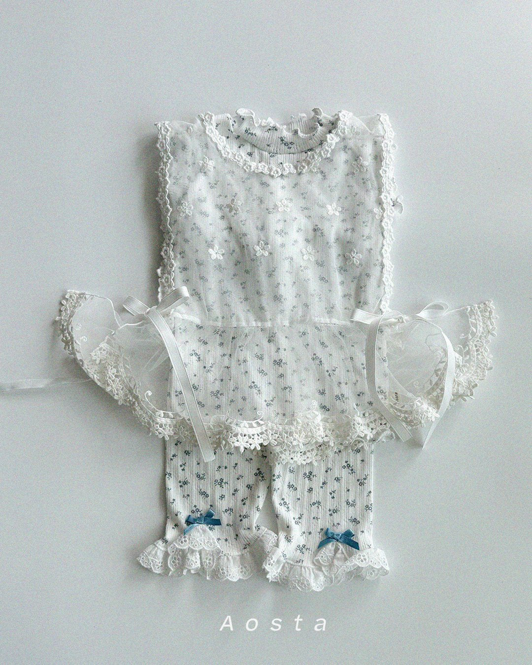 [PRE-ORDER] Lace Vest