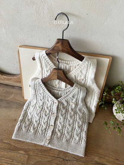 [PRE-ORDER] Rocco Sweater Vest