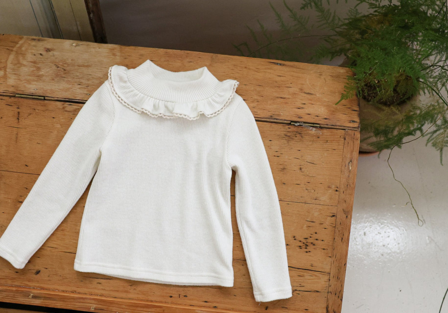 [PRE-ORDER] Mione T-Shirts