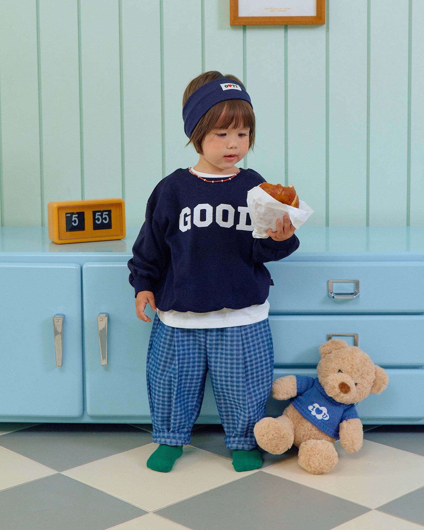 [PRE-ORDER] Good Sweatshirts (Mom&Dad Couple)