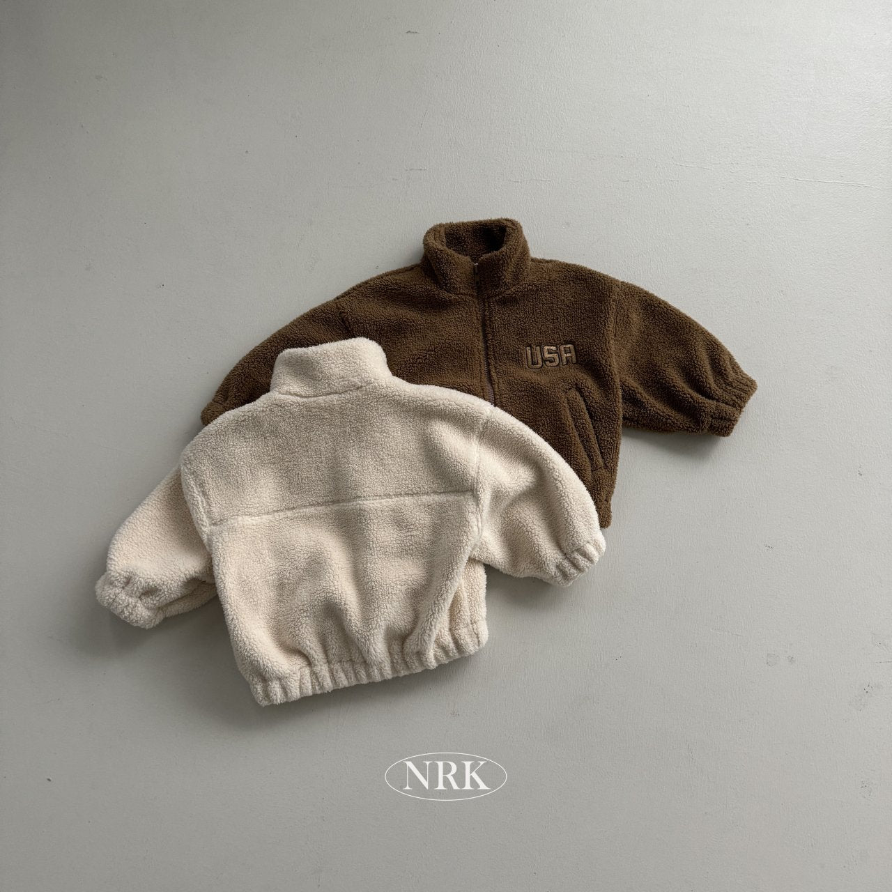 [PRE-ORDER] Bear Zip-Up Jacket