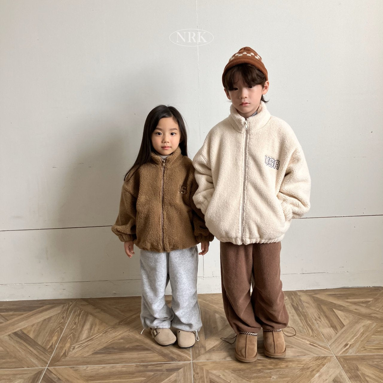 [PRE-ORDER] Bear Zip-Up Jacket