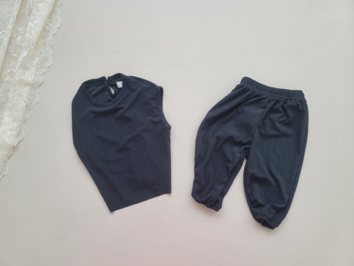 [PRE-ORDER] Raon Pleats Top Bottom Set