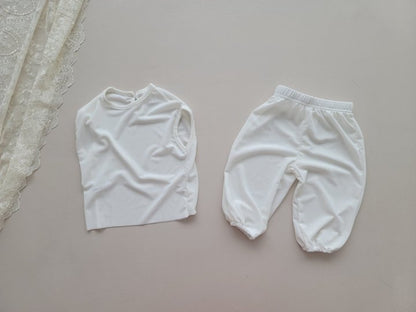 [PRE-ORDER] Raon Pleats Top Bottom Set