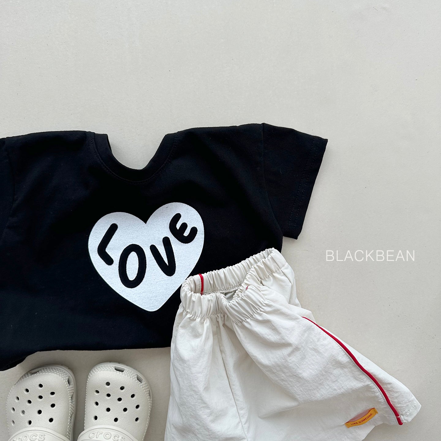 [PRE-ORDER] Heart T-Shirts